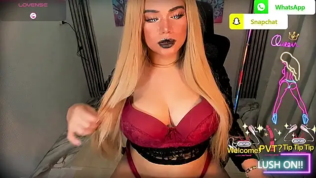 xHugeHarleySelfsuckerx webcam