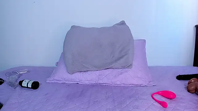 sarita_blondi webcam