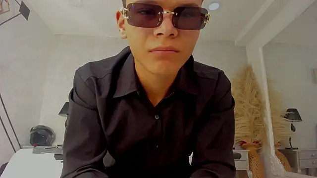 DylanRoyce_ webcam