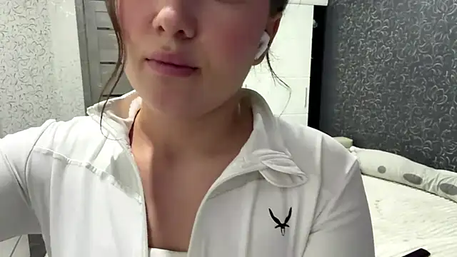 cuteshowy webcam