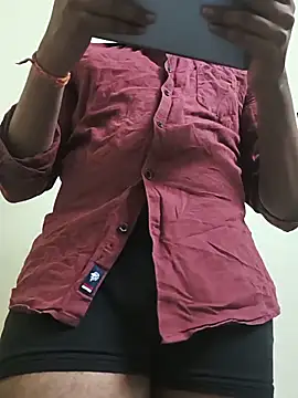 brownhydboi_afterdark webcam