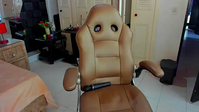 cute_sassy webcam