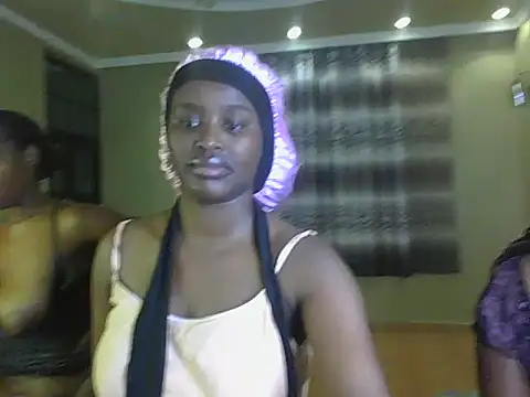 mariana_150 - Mariana_150's free webcam - UK Sex Cams