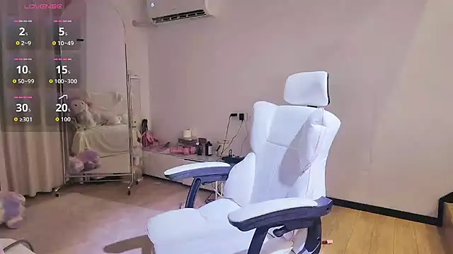 Jolie-22 webcam
