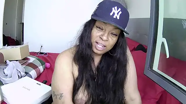 Watch MSweetLindaParks live on EroticFlix - High definition streams
