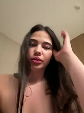 Watch Sweet_Lana69 live on EroticFlix - High definition streams