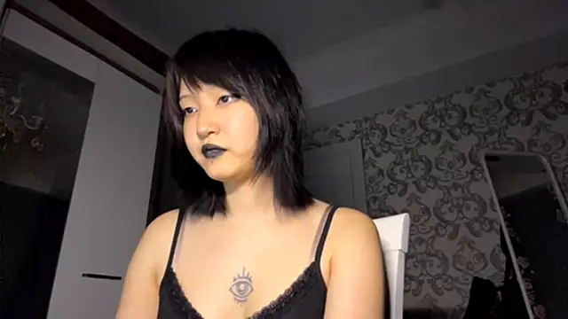 neonami webcam