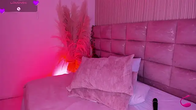 HannaRhodes webcam