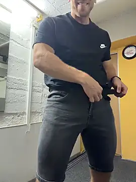 trainwithme (M young) - Jerk at gym+last tip 5m toy control!!