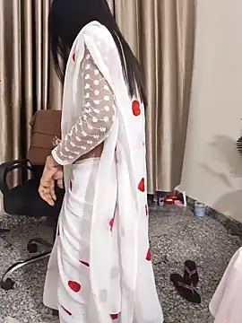 shalu_g (F young) - Ass show