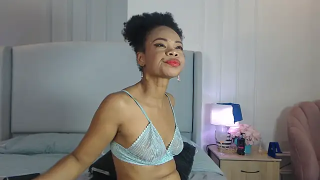 ChantalGarner webcam