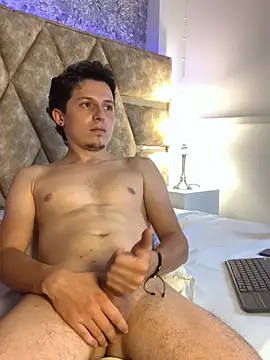 Watch SsexCouplee live on EroticFlix - High definition streams