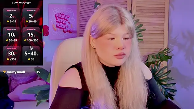 LilithNlsn webcam