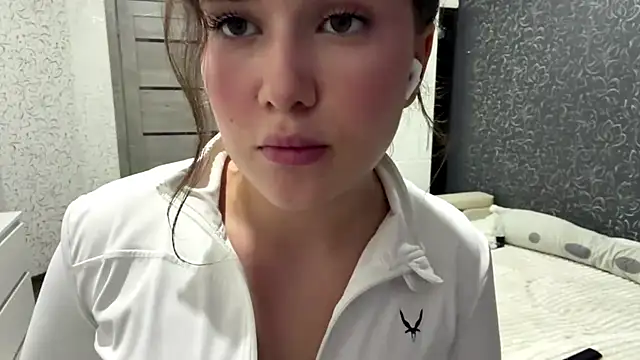 cuteshowy webcam
