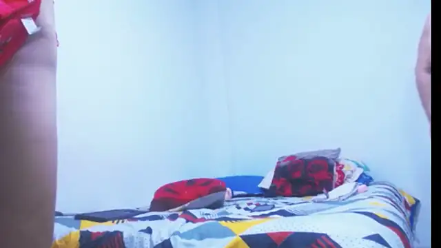 sexycristina_2 (Ask my age) - cum delicious
