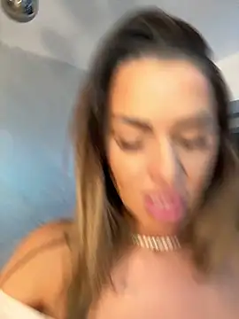 Watch KirstieVegas live on EroticFlix - High definition streams