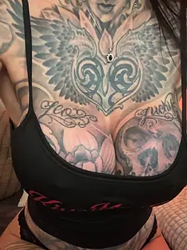 Watch MeganWitch live on EroticFlix - High definition streams