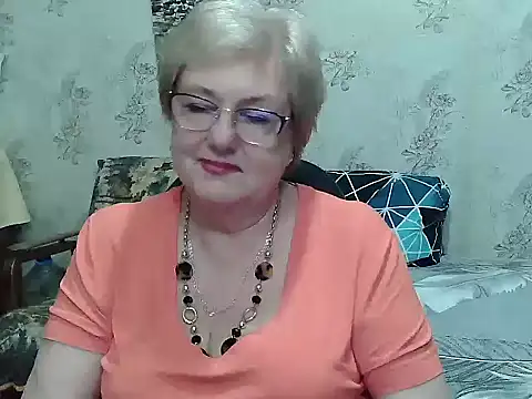 Watch Renata62011 live on EroticFlix - High definition streams