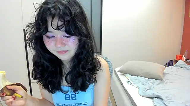 Watch _emmy_lee live on EroticFlix - High definition streams