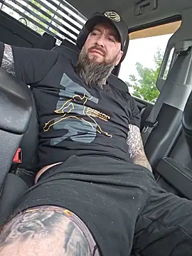 Beardedtattood webcam