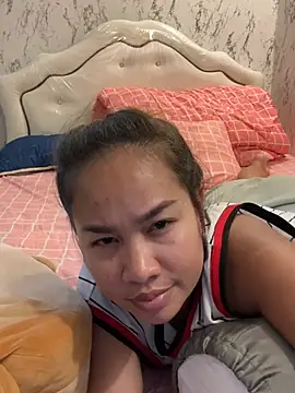 Ponthip webcam