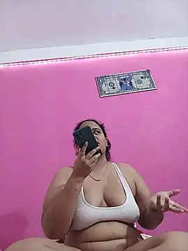 brunnette_hot webcam
