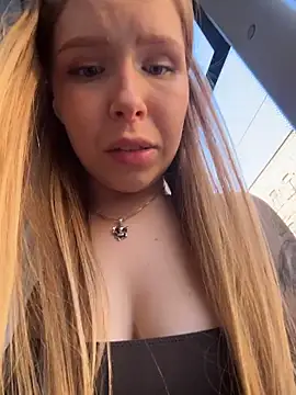 Liza_risky webcam