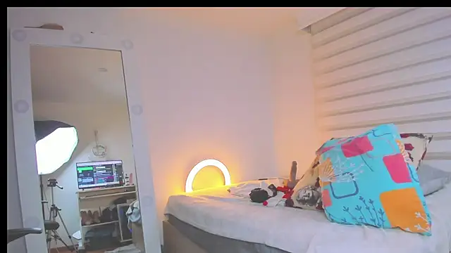 SharonVelvet webcam