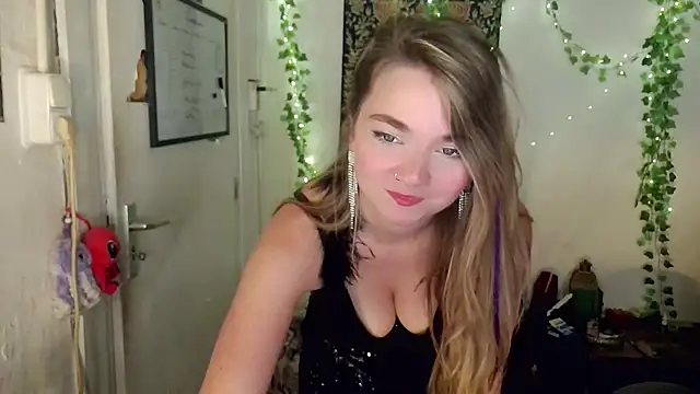 Watch Thegirlbehindthemask live on EroticFlix - High definition streams