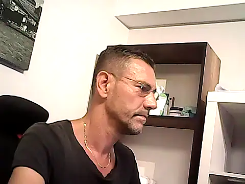 mastercharisma35 webcam