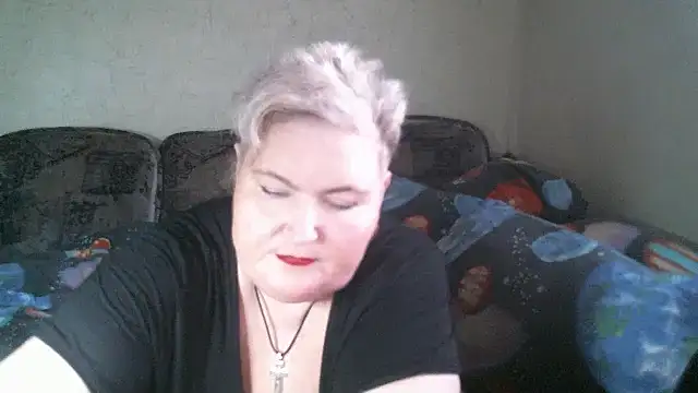 Lana555 live cam on StripChat