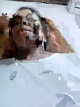 ELLA_KELLY webcam
