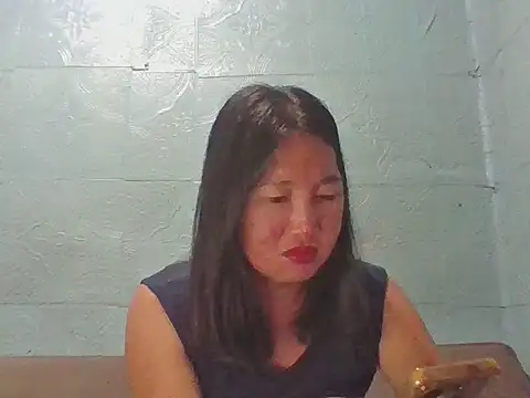 sluttymisuki webcam