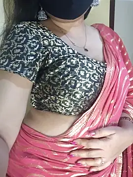 Sravvi499 webcam
