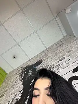 BadLilAngelXXX webcam