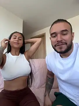 lunasex06 webcam