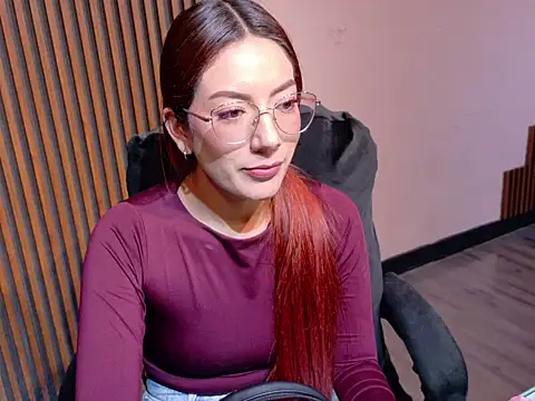 MissOffice_ webcam