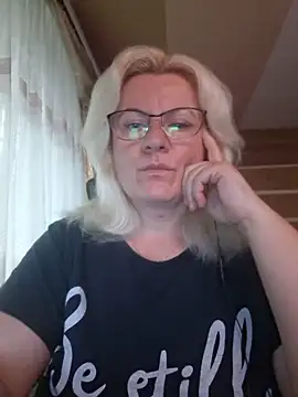 VikaRaine555 webcam
