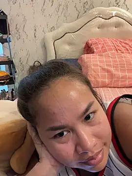 Ponthip webcam