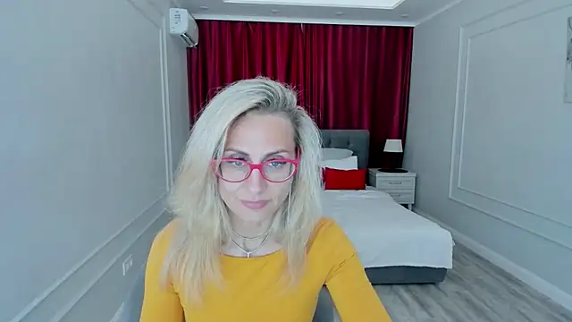 Watch MuseOfStage live on EroticFlix - High definition streams