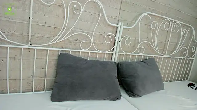 CarolBarker webcam
