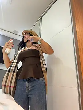 Rafaellaz live sex cam
