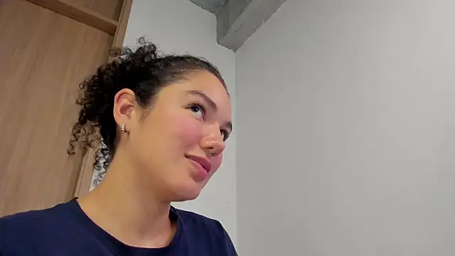 MiaRouseex live cam on StripChat