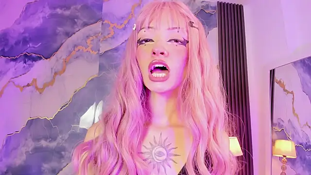 Watch MaddieStark live on EroticFlix - High definition streams