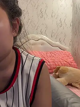 Ponthip live sex cam