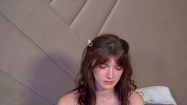 SophiaProve live cam on StripChat