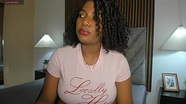 arianaa_cooper_ - Arianaa_Cooper_'s free webcam - UK Sex Cams
