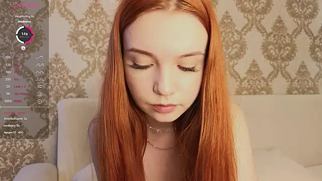 foxy_bloomm (F teen) - saliva on my tits and pinch nipples