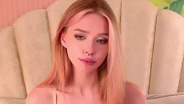 Sierra_Fane webcam