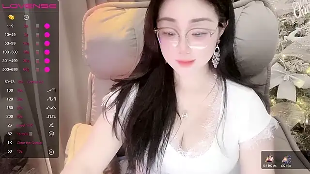 Monica-666888- webcam